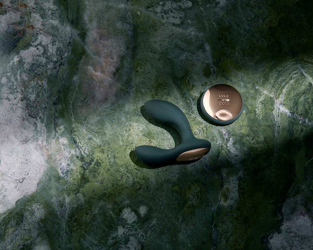 LELO HUGO 2 Remote Controlled Prostate Massager Photographic Image